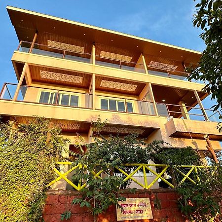 Hollywood Palace Resort Panchgani Exterior photo