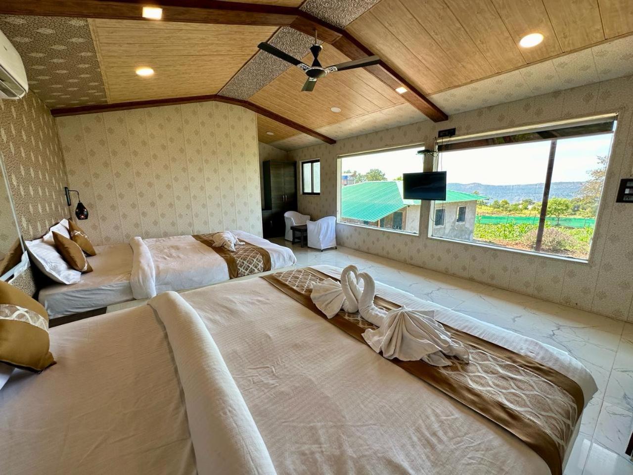 Hollywood Palace Resort Panchgani Exterior photo