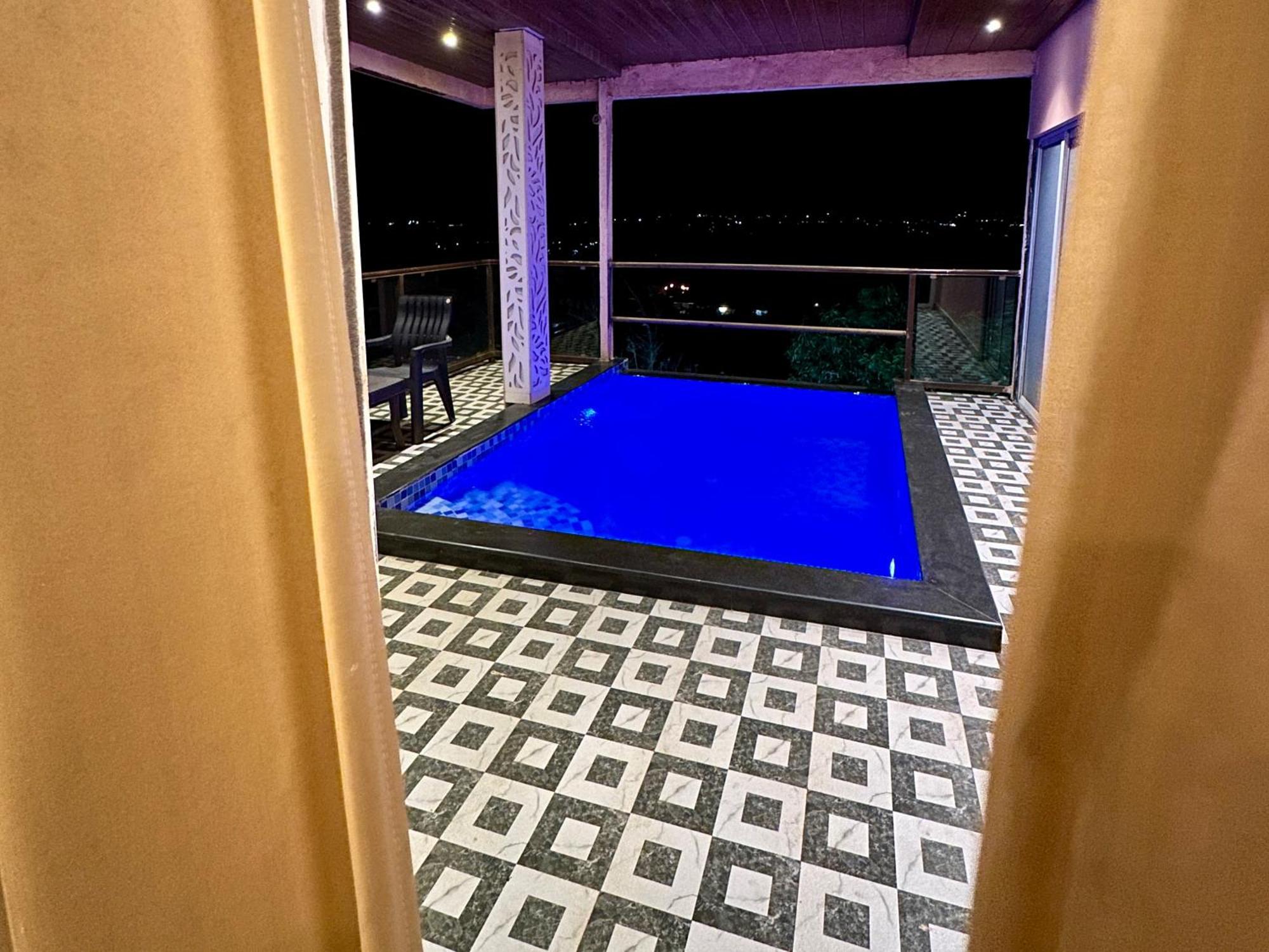 Hollywood Palace Resort Panchgani Exterior photo